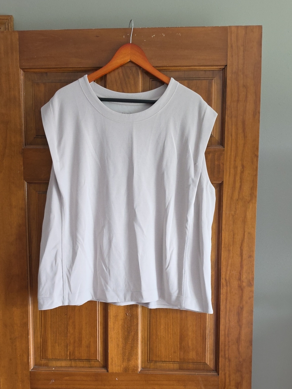 Athleta Women’s Sleeveless Crewneck Tank in Light Tan